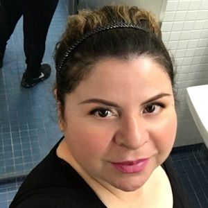 Meet your Posher, Noemi